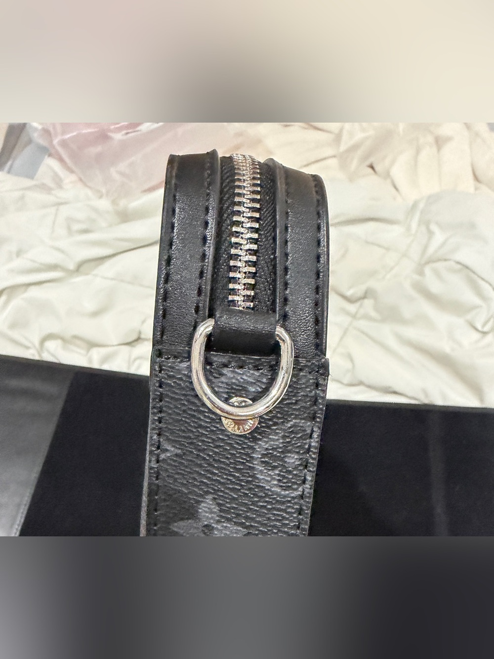 Louis Vuitton Gray Monogram Messenger Bag with Adjustable Strap - Picture 9 of 11
